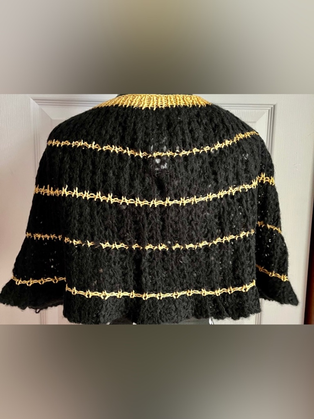 NWOT VaVa short poncho size S - Picture 3 of 5